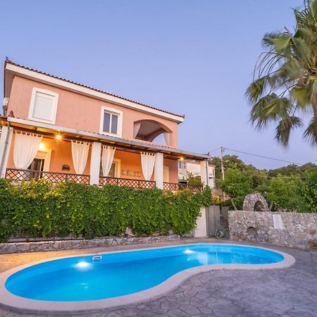 Dryades Villa Arménoi 외부 사진