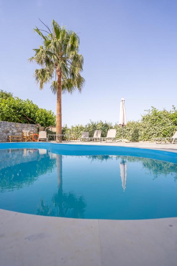 Dryades Villa Arménoi 외부 사진