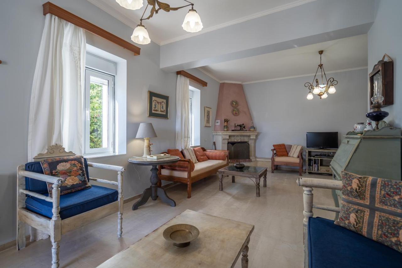 Dryades Villa Arménoi 외부 사진
